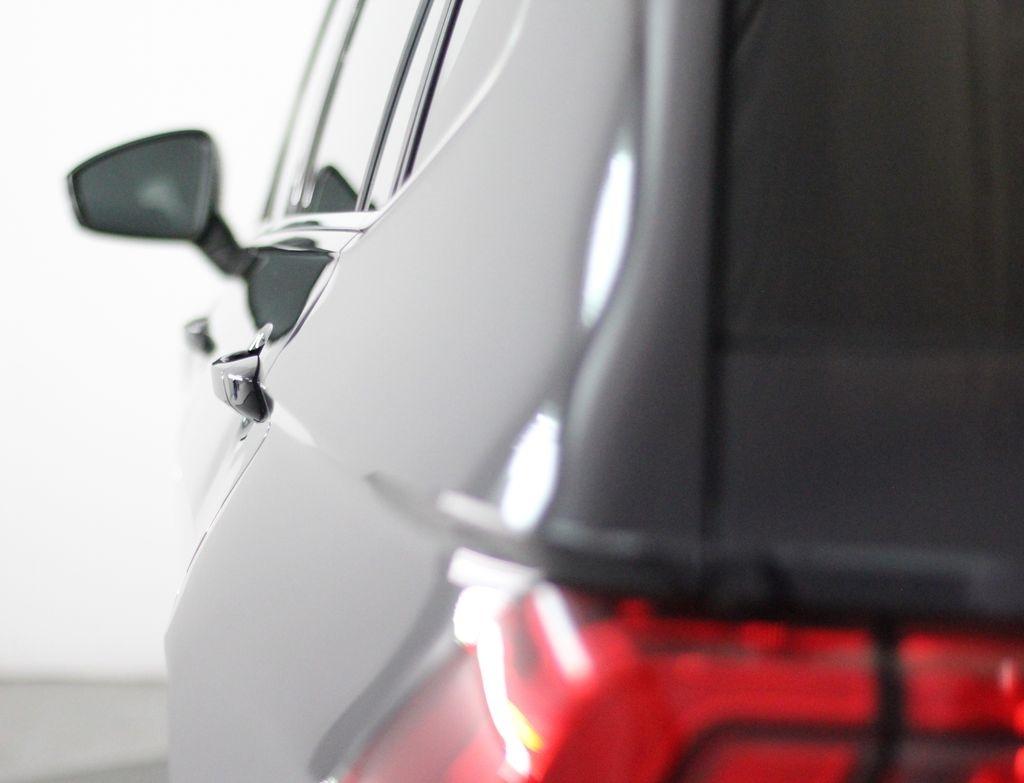 Volkswagen Tiguan 2.0T SE R-Line Black FWD 2020