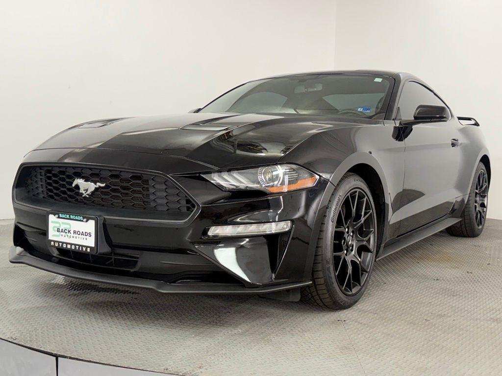 Ford Mustang EcoBoost Fastback 2019