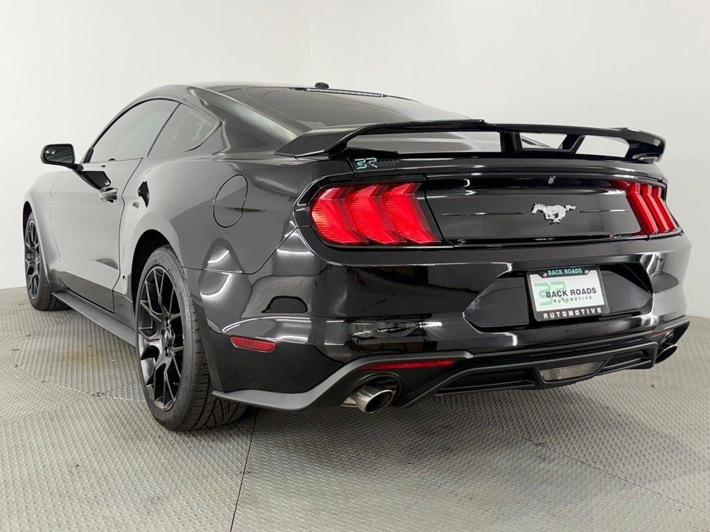 Ford Mustang EcoBoost Fastback 2019