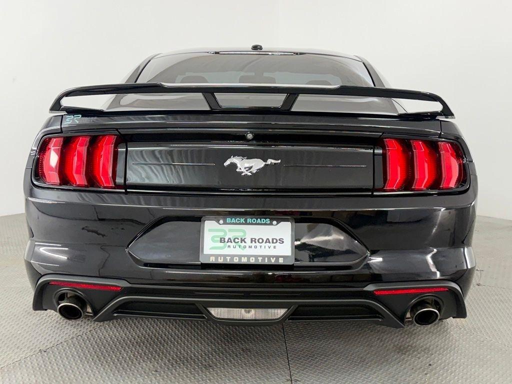 Ford Mustang EcoBoost Fastback 2019