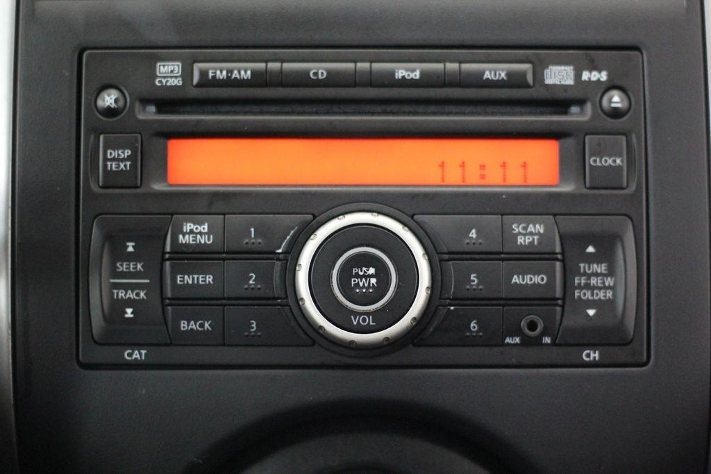 Nissan Versa 4dr Sdn CVT 1.6 SV 2013