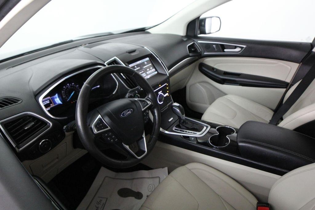 Ford Edge 4dr Titanium AWD 2015
