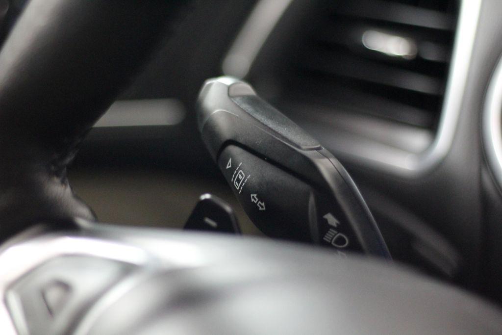 Ford Edge 4dr Titanium AWD 2015