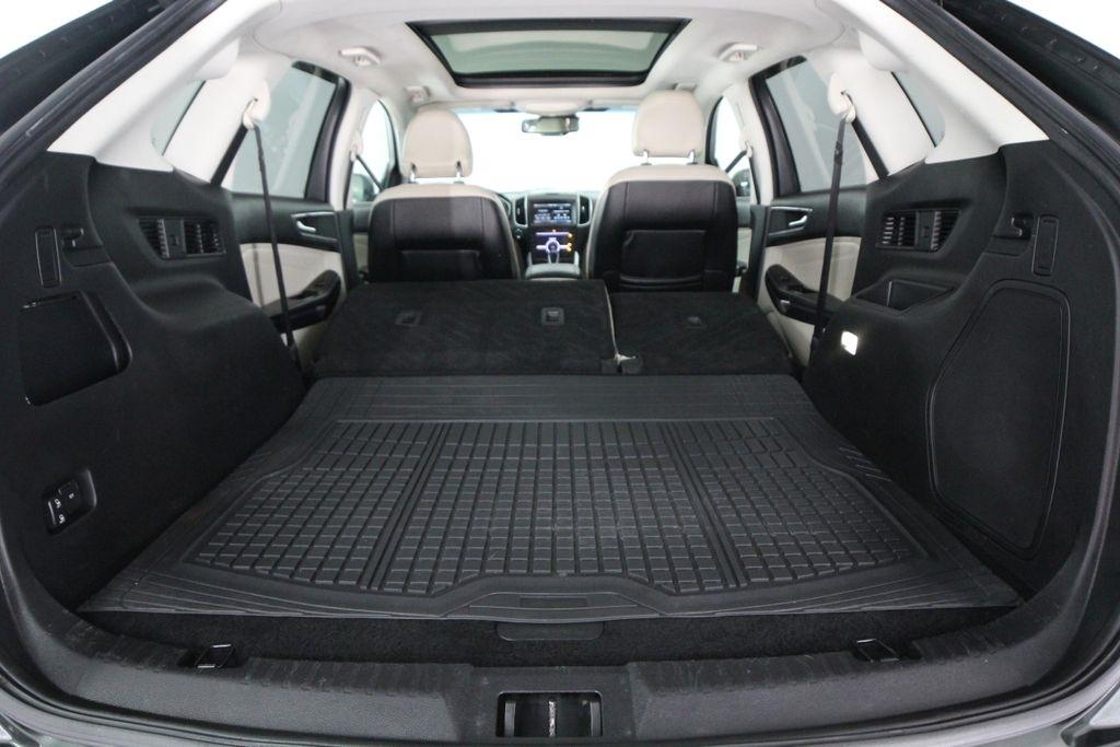 Ford Edge 4dr Titanium AWD 2015