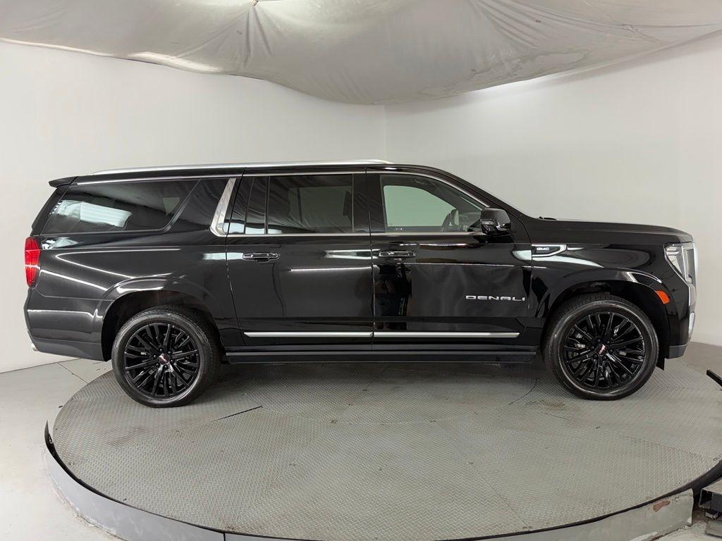 GMC Yukon XL 4WD 4dr Denali 2021