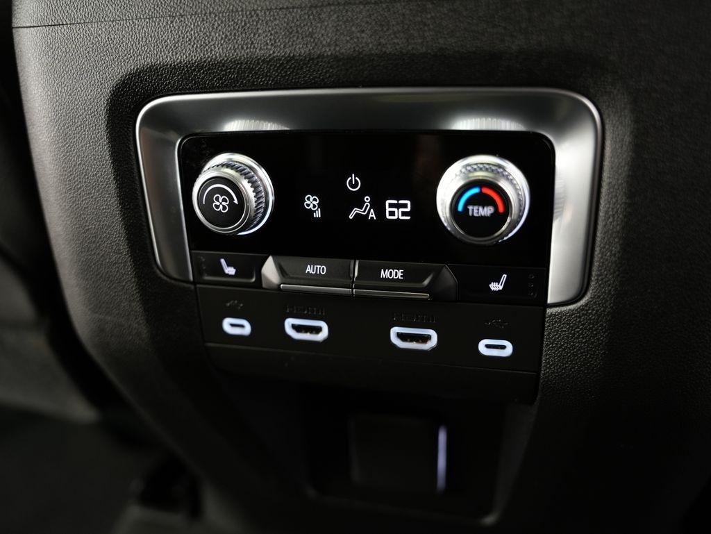 GMC Yukon XL 4WD 4dr Denali 2021