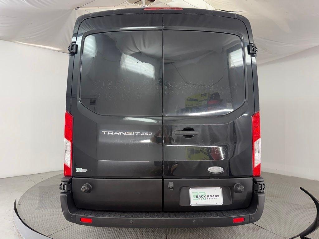 Ford Transit Cargo Van T-250 148" Med Rf 9000 GVWR Sliding RH Dr 2015