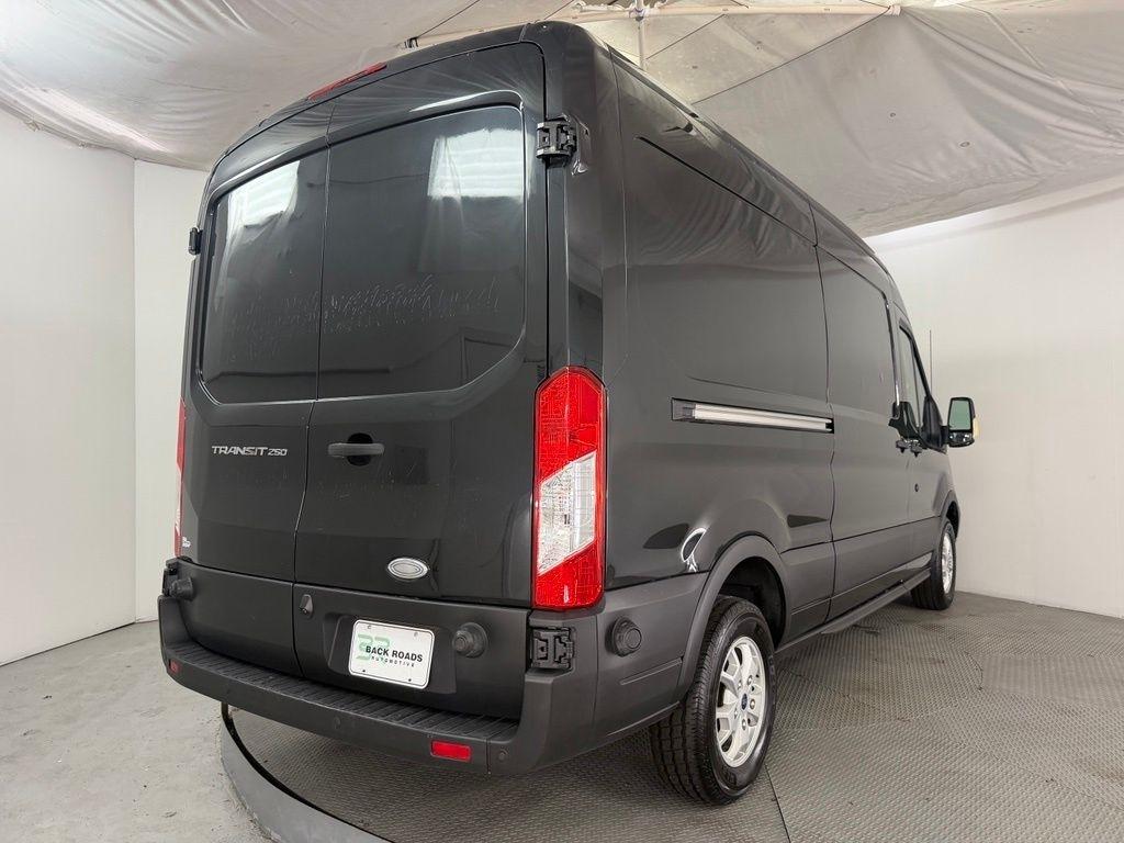 Ford Transit Cargo Van T-250 148" Med Rf 9000 GVWR Sliding RH Dr 2015