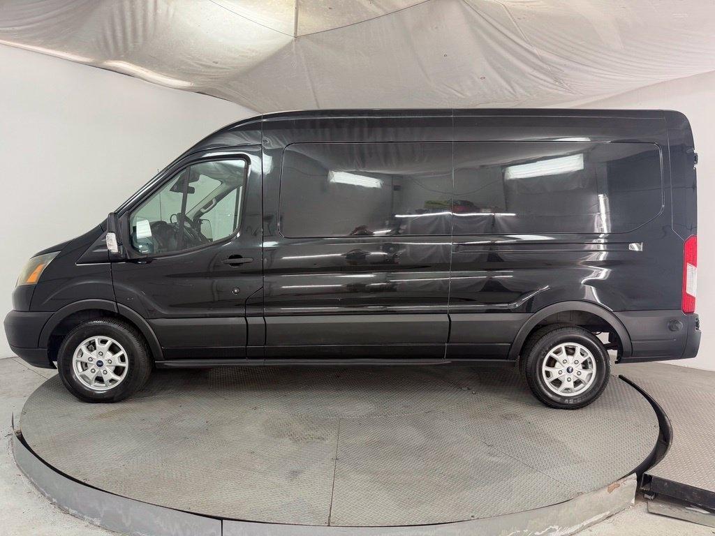 Ford Transit Cargo Van T-250 148" Med Rf 9000 GVWR Sliding RH Dr 2015