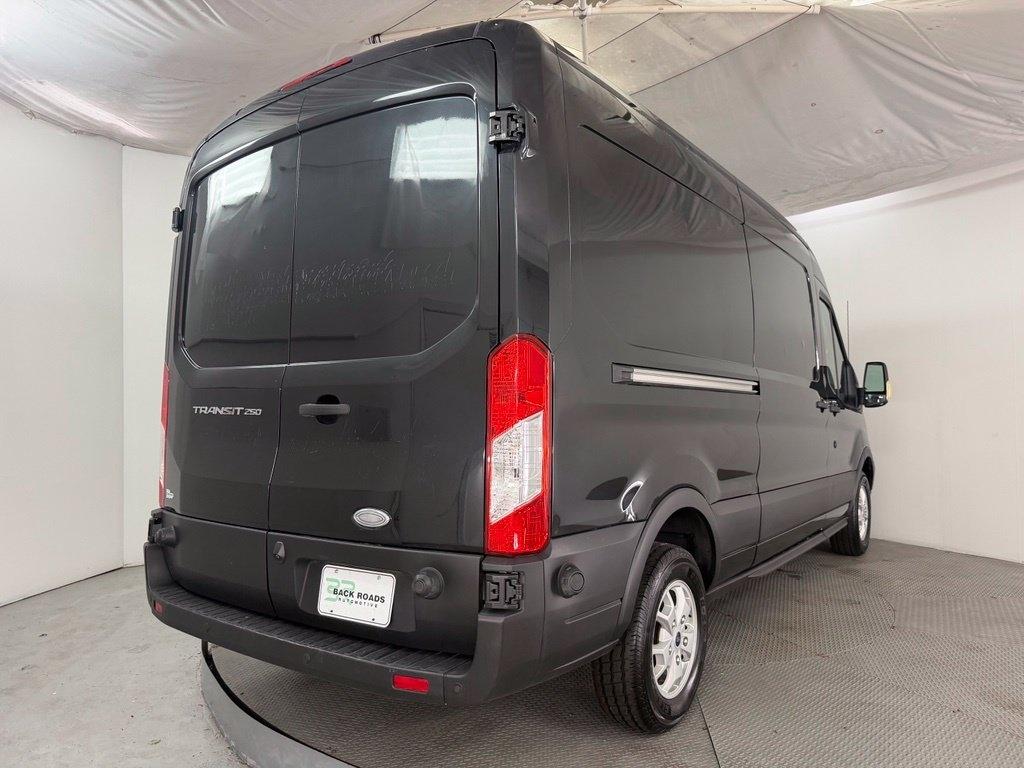 Ford Transit Cargo Van T-250 148" Med Rf 9000 GVWR Sliding RH Dr 2015