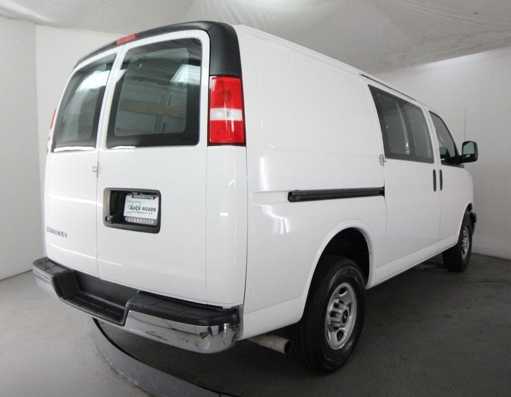 GMC Savana Cargo Van RWD 2500 135" 2021