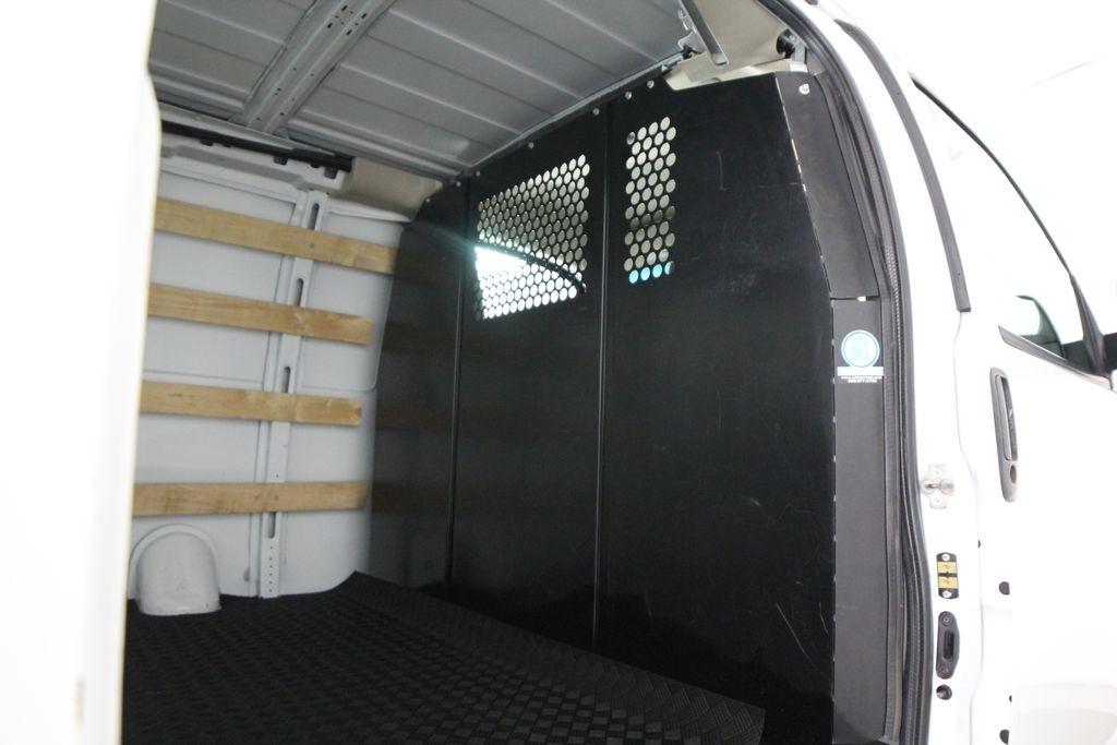 GMC Savana Cargo Van RWD 2500 135" 2021