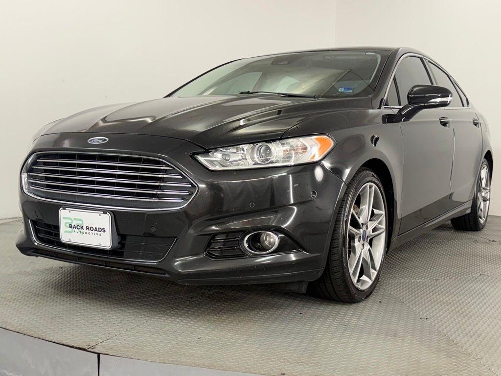 Ford Fusion 4dr Sdn Titanium AWD 2013