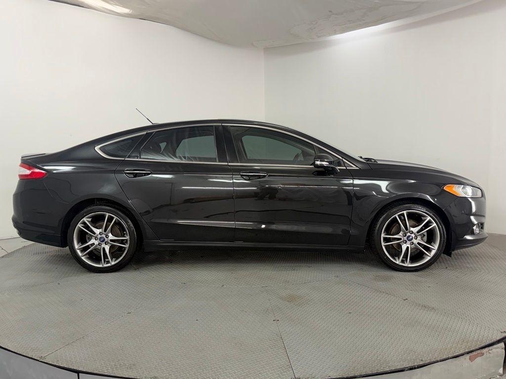 Ford Fusion 4dr Sdn Titanium AWD 2013
