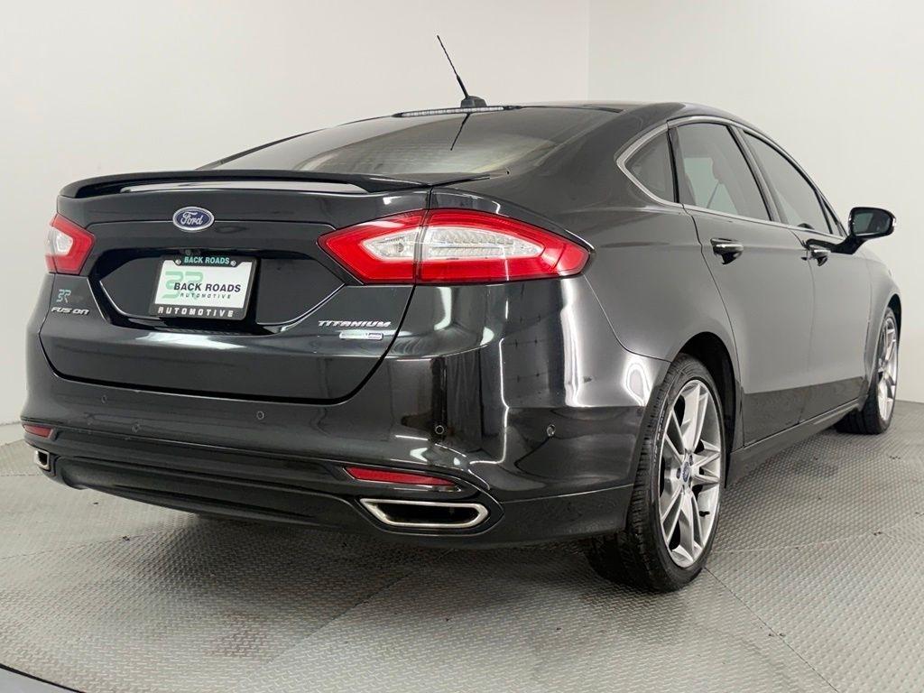 Ford Fusion 4dr Sdn Titanium AWD 2013