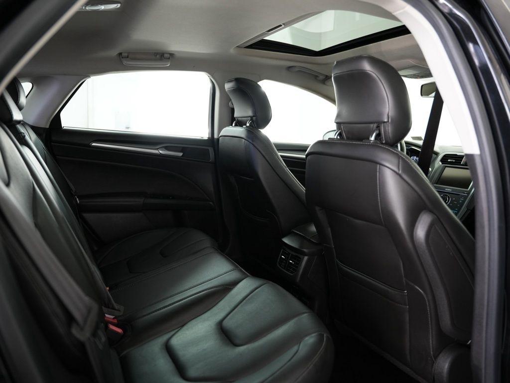 Ford Fusion 4dr Sdn Titanium AWD 2013