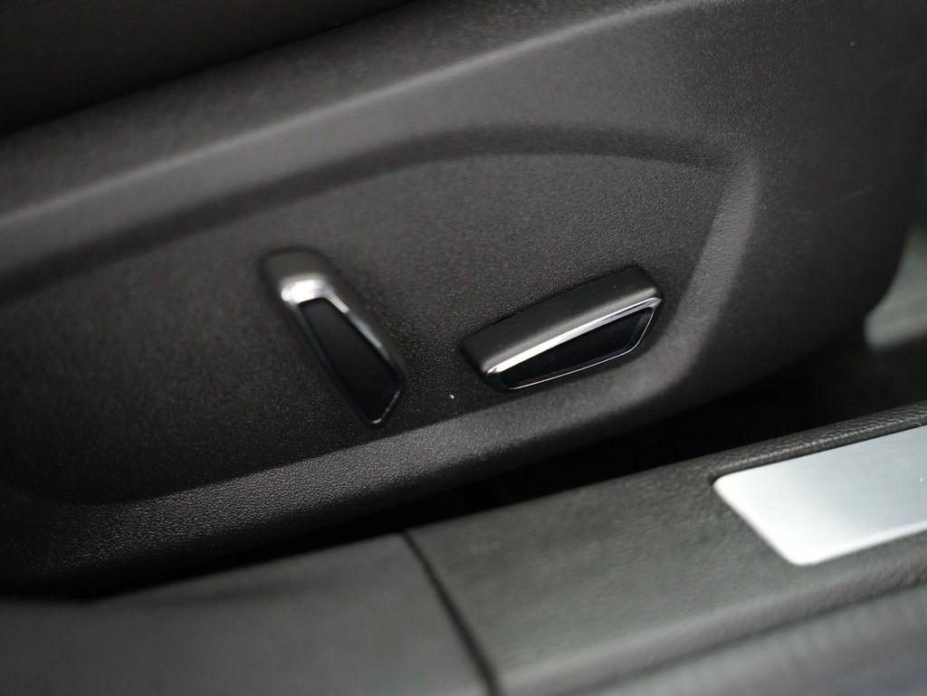 Ford Fusion 4dr Sdn Titanium AWD 2013