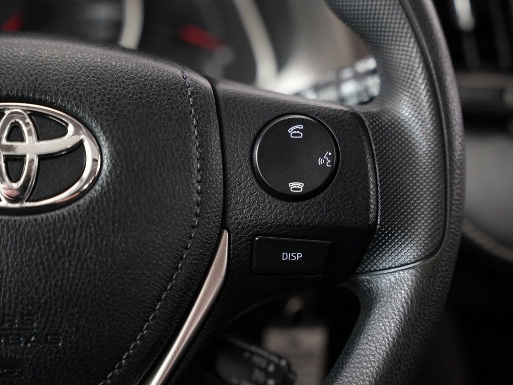 Toyota RAV4 AWD 4dr XLE (Natl) 2013