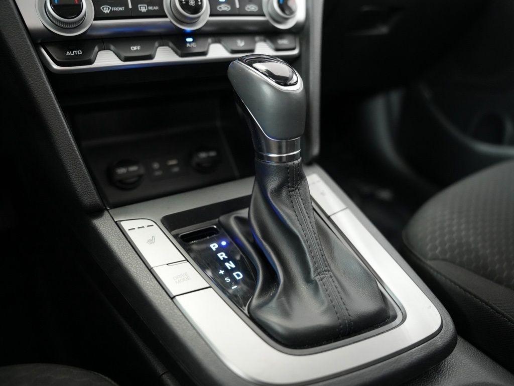 Hyundai Elantra Value Edition Auto 2019