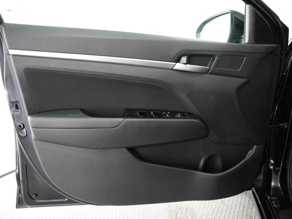 Hyundai Elantra Value Edition Auto 2019