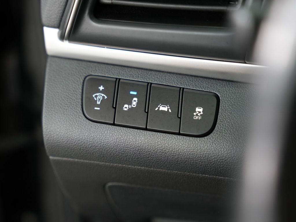 Hyundai Elantra Value Edition Auto 2019
