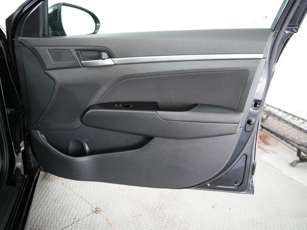 Hyundai Elantra Value Edition Auto 2019