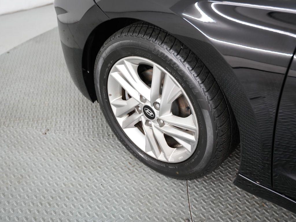Hyundai Elantra Value Edition Auto 2019