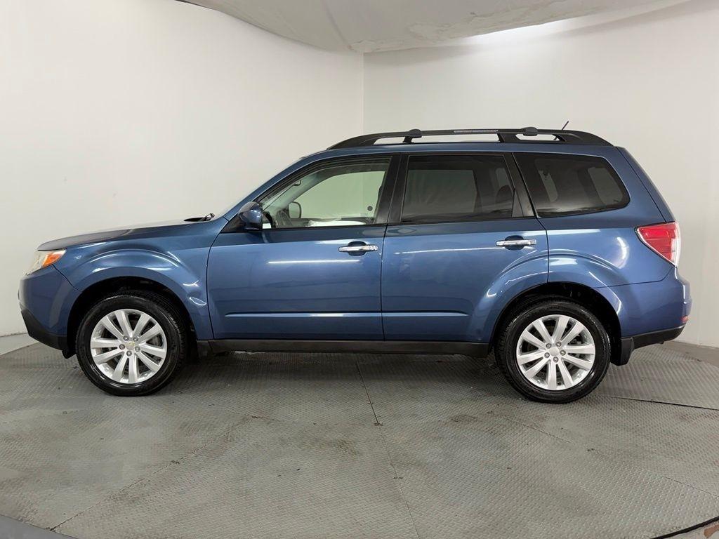 Subaru Forester 4dr Auto 2.5X Premium 2012