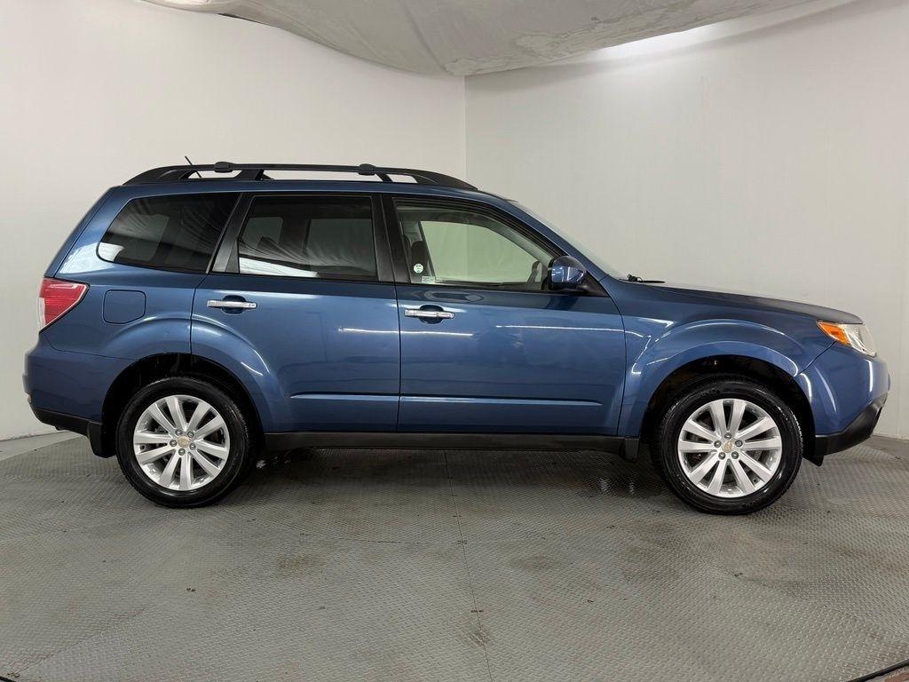 Subaru Forester 4dr Auto 2.5X Premium 2012