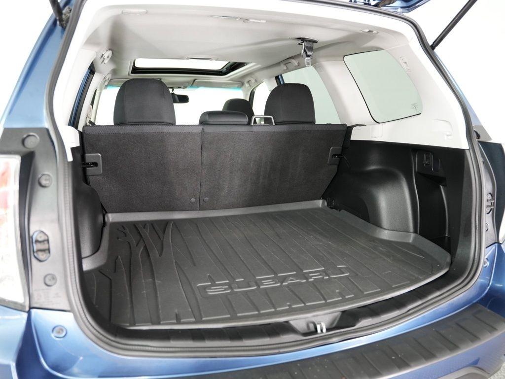 Subaru Forester 4dr Auto 2.5X Premium 2012