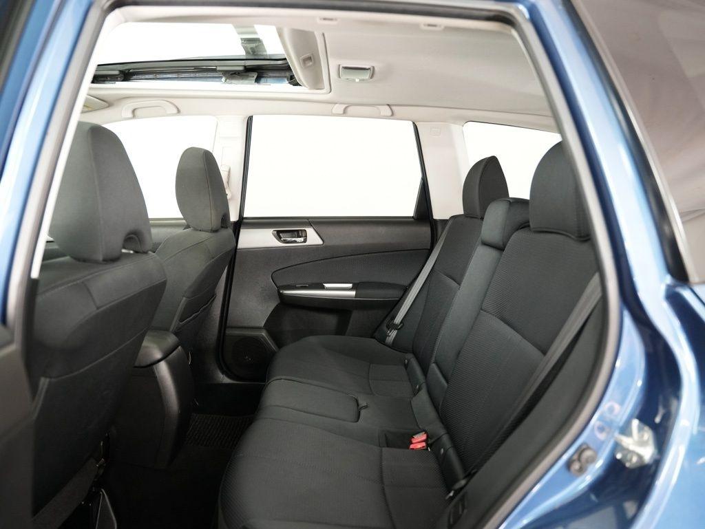 Subaru Forester 4dr Auto 2.5X Premium 2012