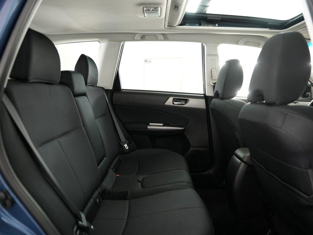 Subaru Forester 4dr Auto 2.5X Premium 2012