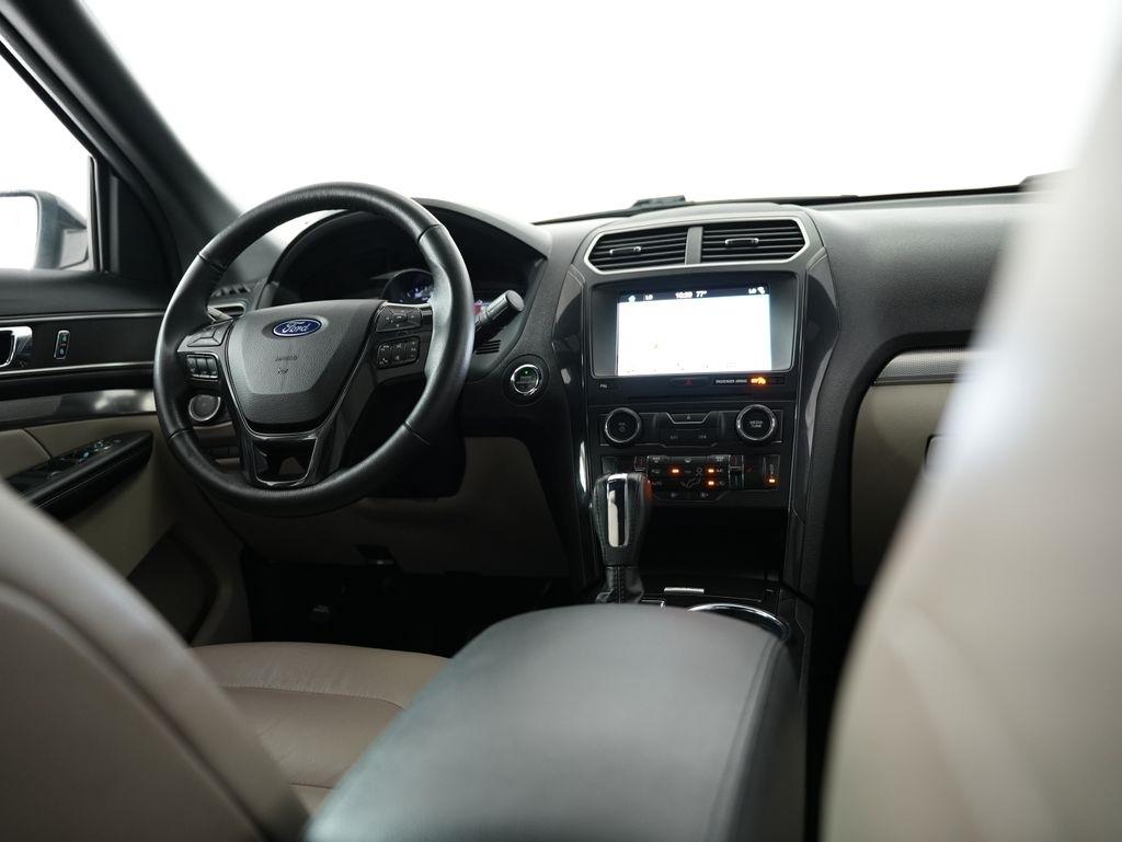 Ford Explorer XLT 4WD 2018