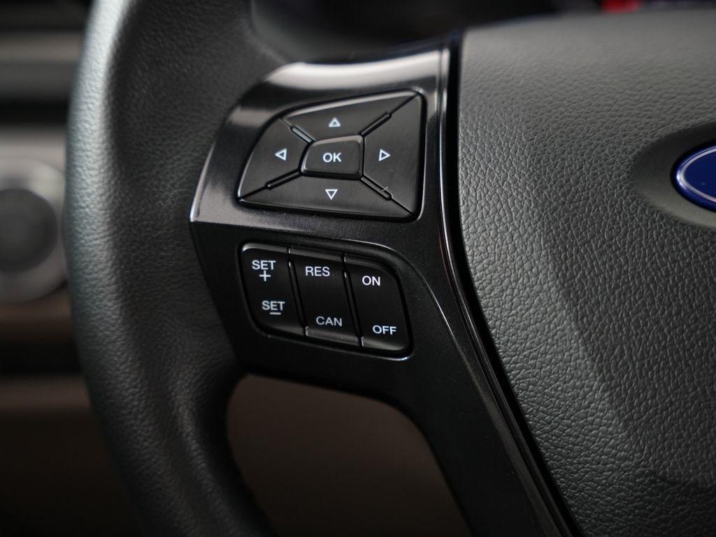 Ford Explorer XLT 4WD 2018