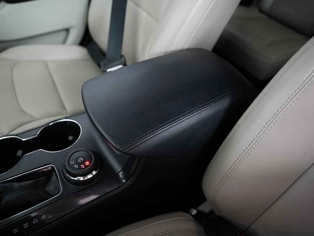 Ford Explorer XLT 4WD 2018