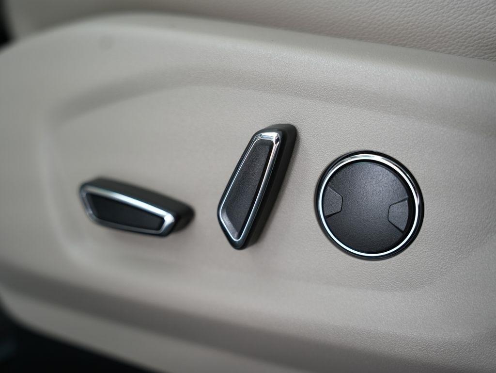 Ford Explorer XLT 4WD 2018