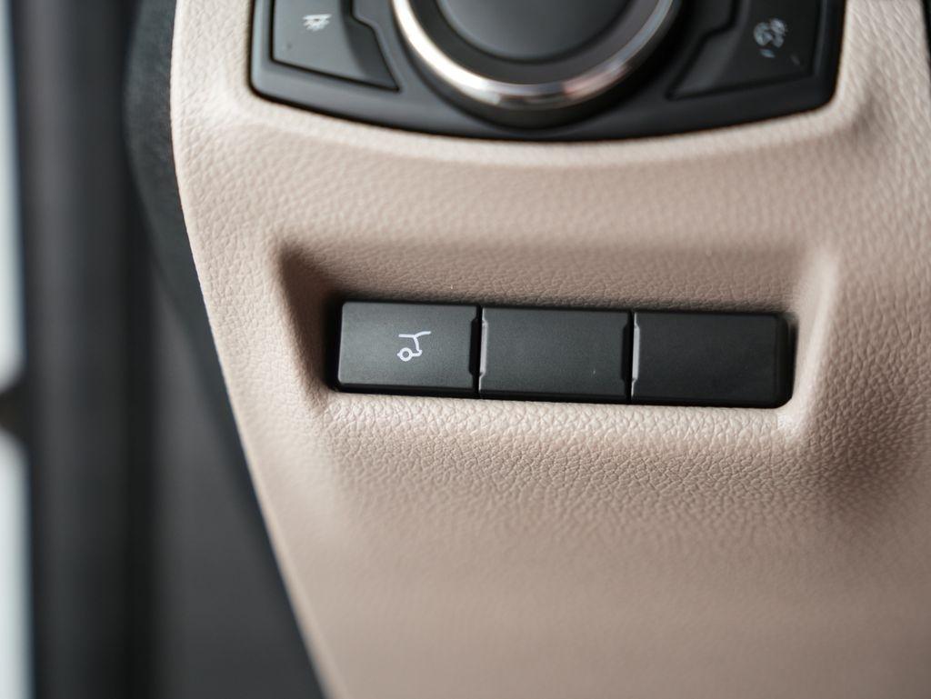 Ford Explorer XLT 4WD 2018