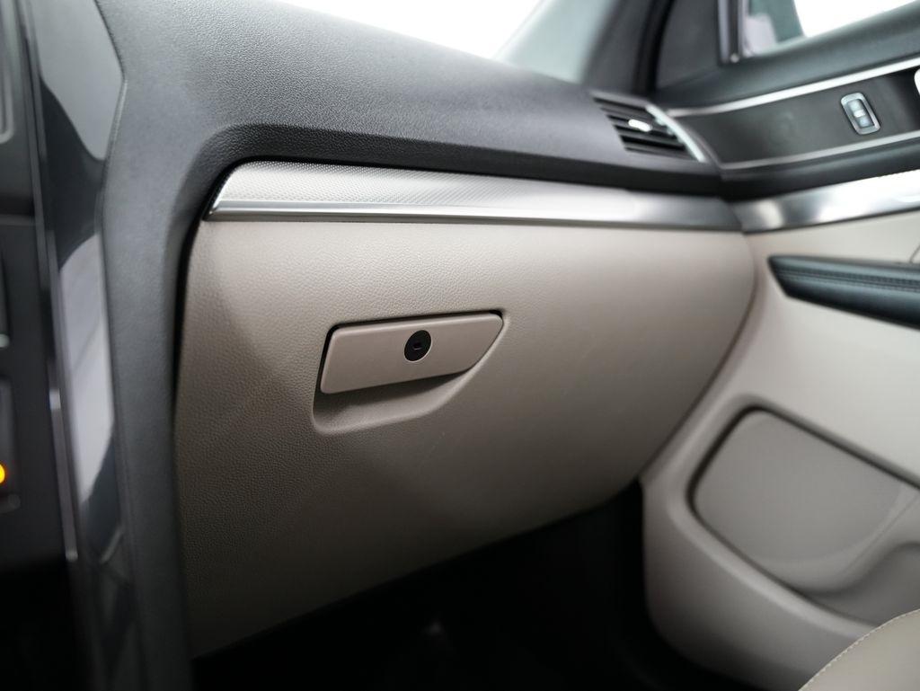 Ford Explorer XLT 4WD 2018