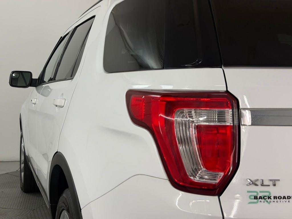 Ford Explorer XLT 4WD 2018