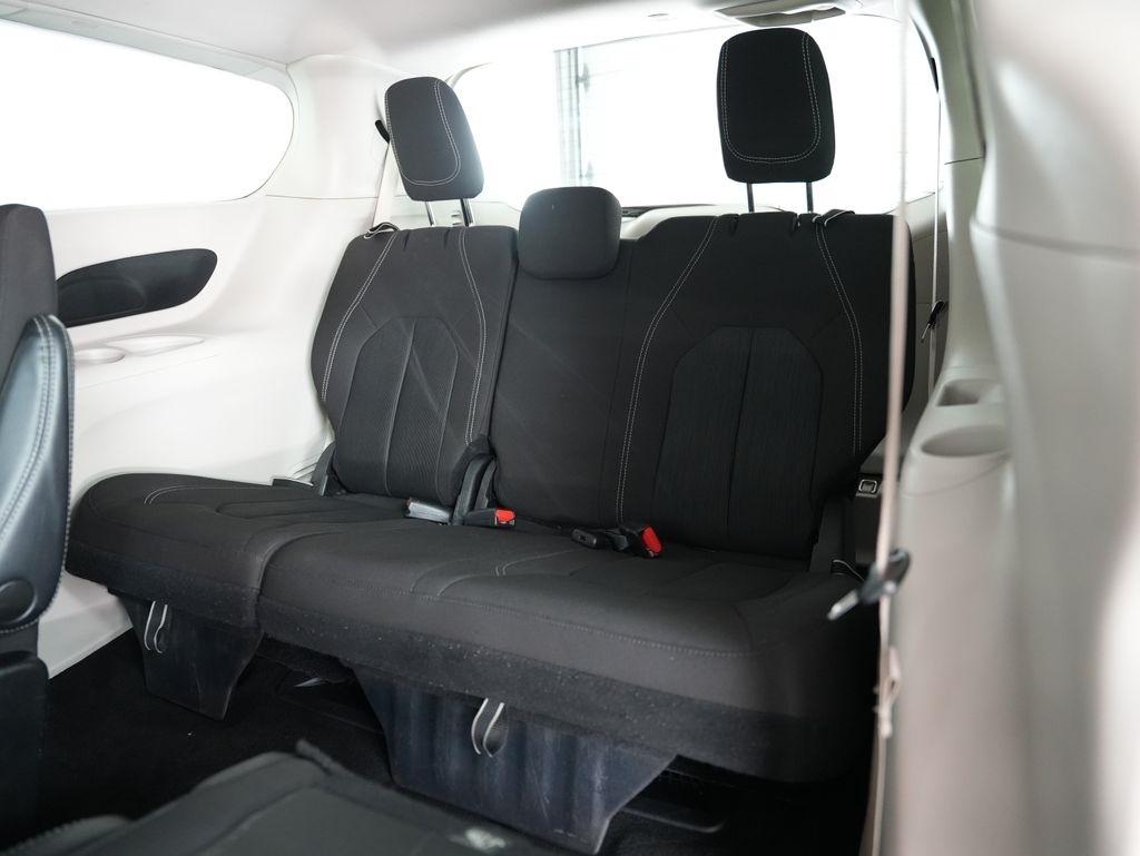 Chrysler Voyager LX FWD 2022
