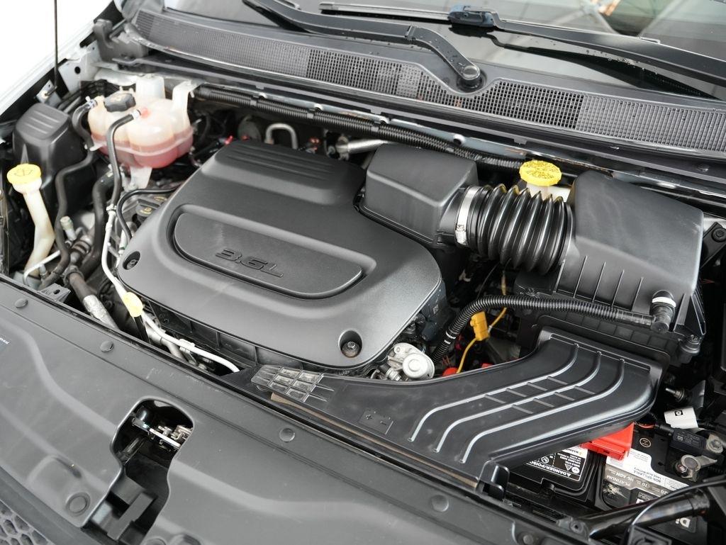 Chrysler Voyager LX FWD 2022