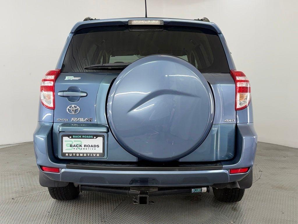 Toyota RAV4 4WD 4dr V6 5-Spd AT (Natl) 2010