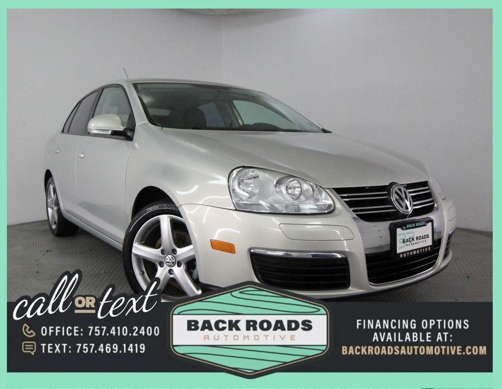 Volkswagen Jetta Sedan 4dr Auto Limited PZEV 2010
