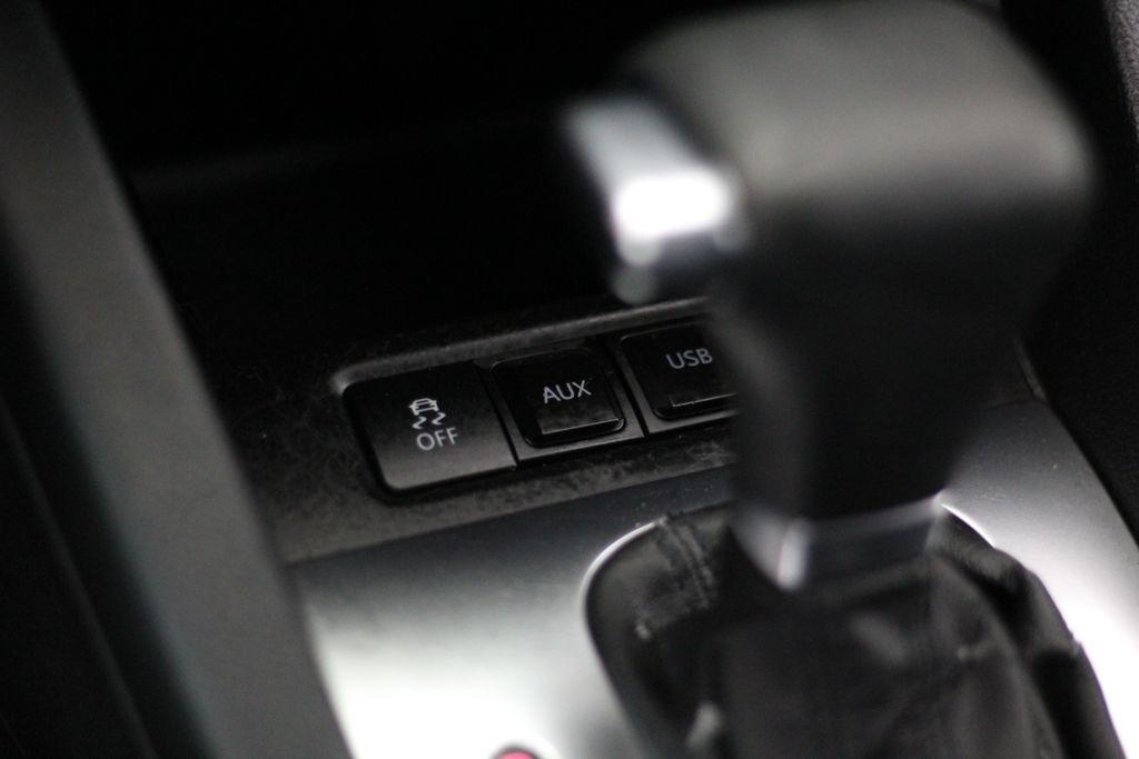 Volkswagen Jetta Sedan 4dr Auto Limited PZEV 2010