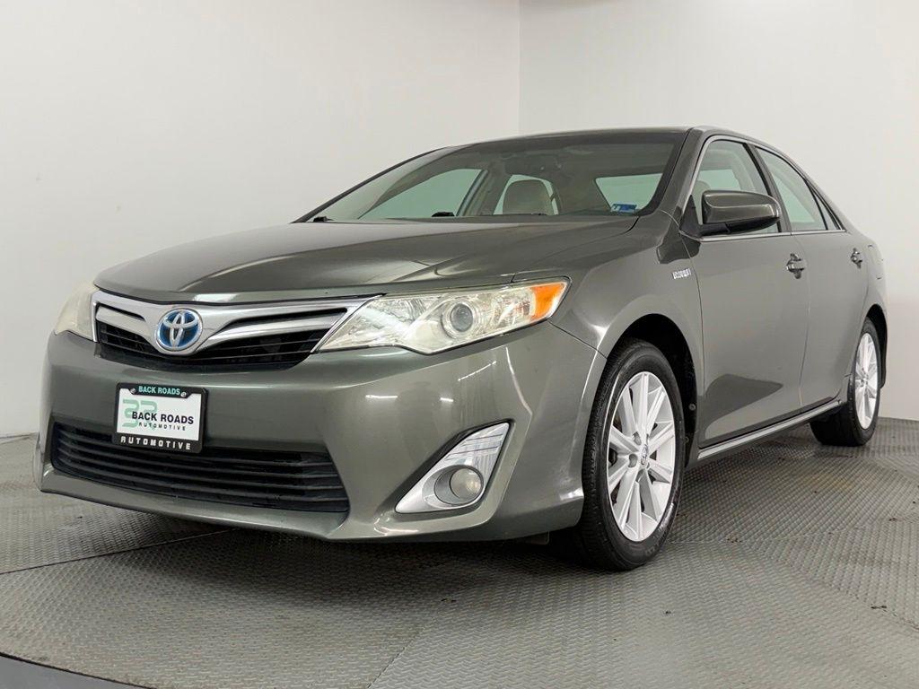 Toyota Camry Hybrid 4dr Sdn XLE (Natl) 2013