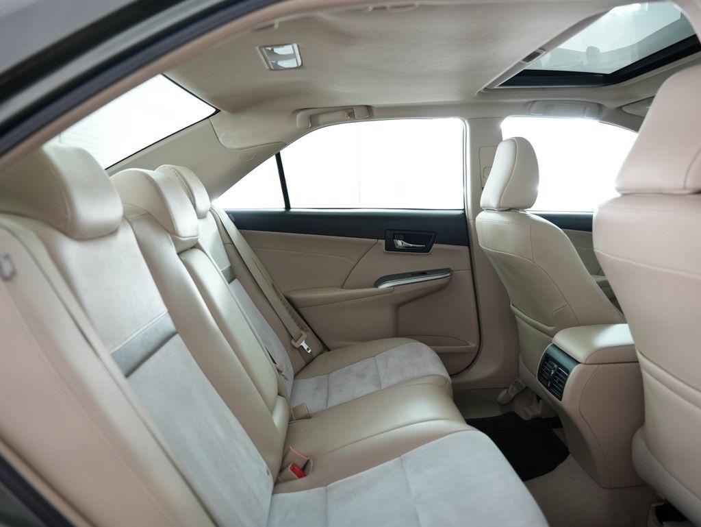 Toyota Camry Hybrid 4dr Sdn XLE (Natl) 2013