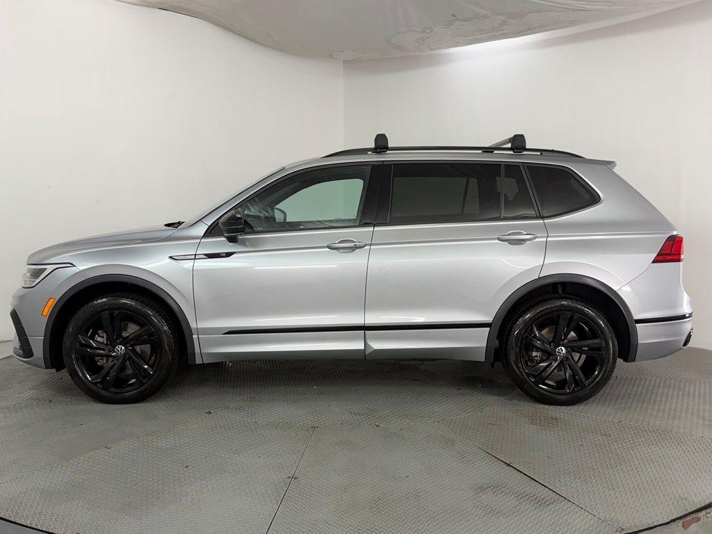 Volkswagen Tiguan 2.0T SE R-Line Black FWD 2023
