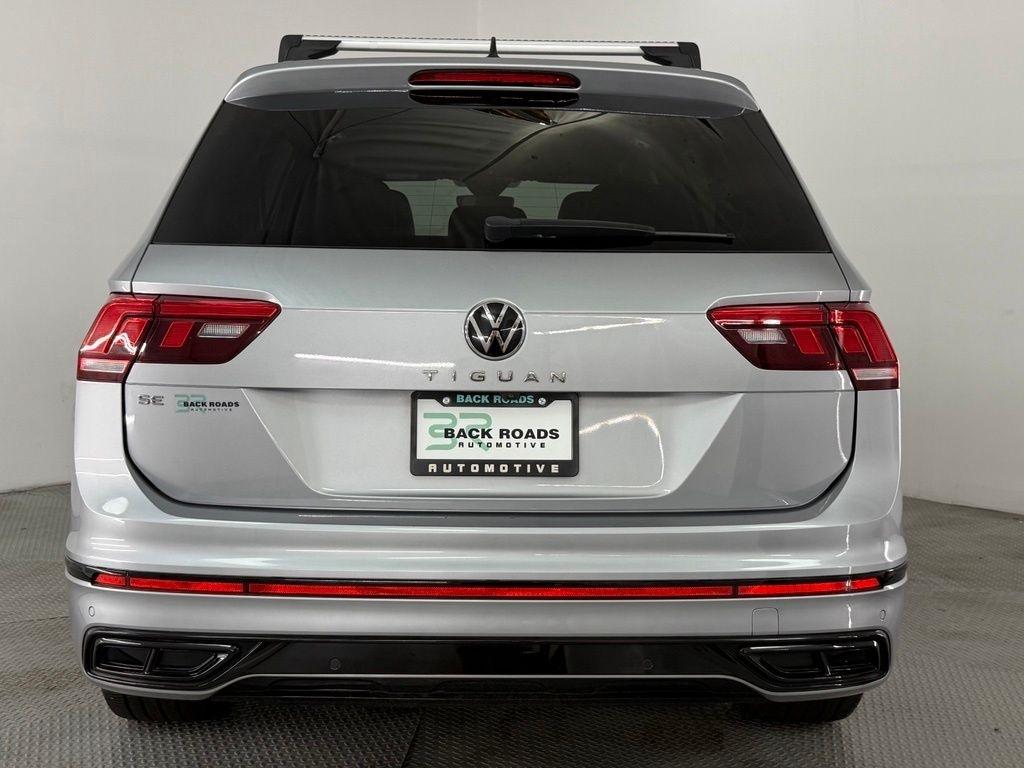 Volkswagen Tiguan 2.0T SE R-Line Black FWD 2023