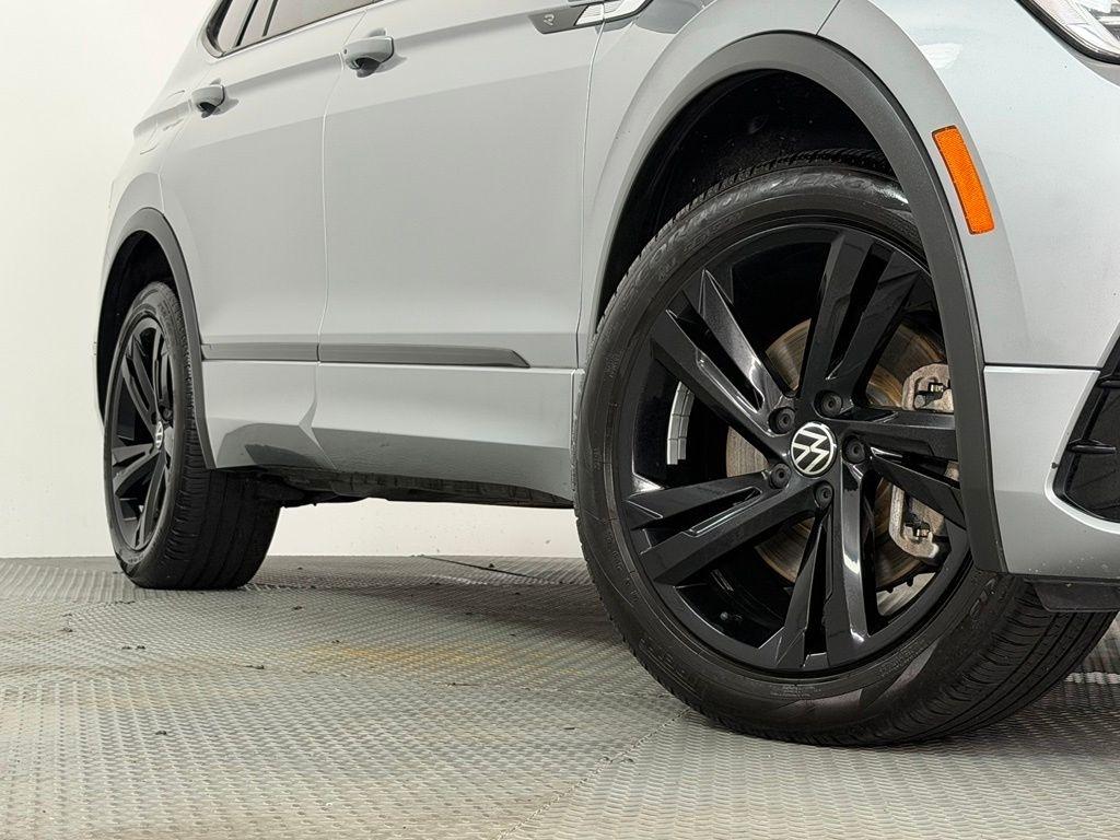 Volkswagen Tiguan 2.0T SE R-Line Black FWD 2023