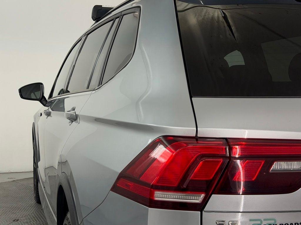 Volkswagen Tiguan 2.0T SE R-Line Black FWD 2023